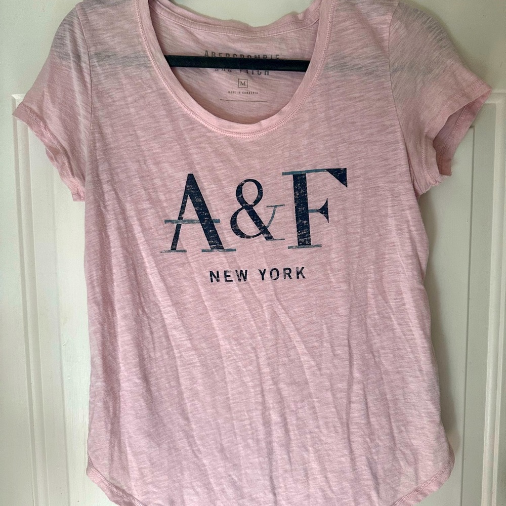 Abercrombie and Fitch pink T-shirt